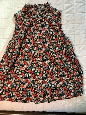 torrid Black Floral Top with Red & Cream Blooms Size 0/Large